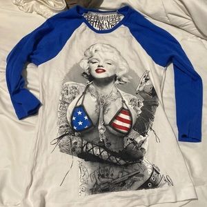 Size small Marilyn Monroe tee